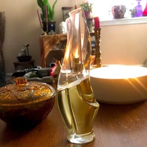 Donna Karen cashmere mist